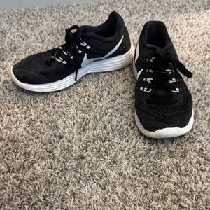 Nike LunarTempo 2 Black Sneakers
